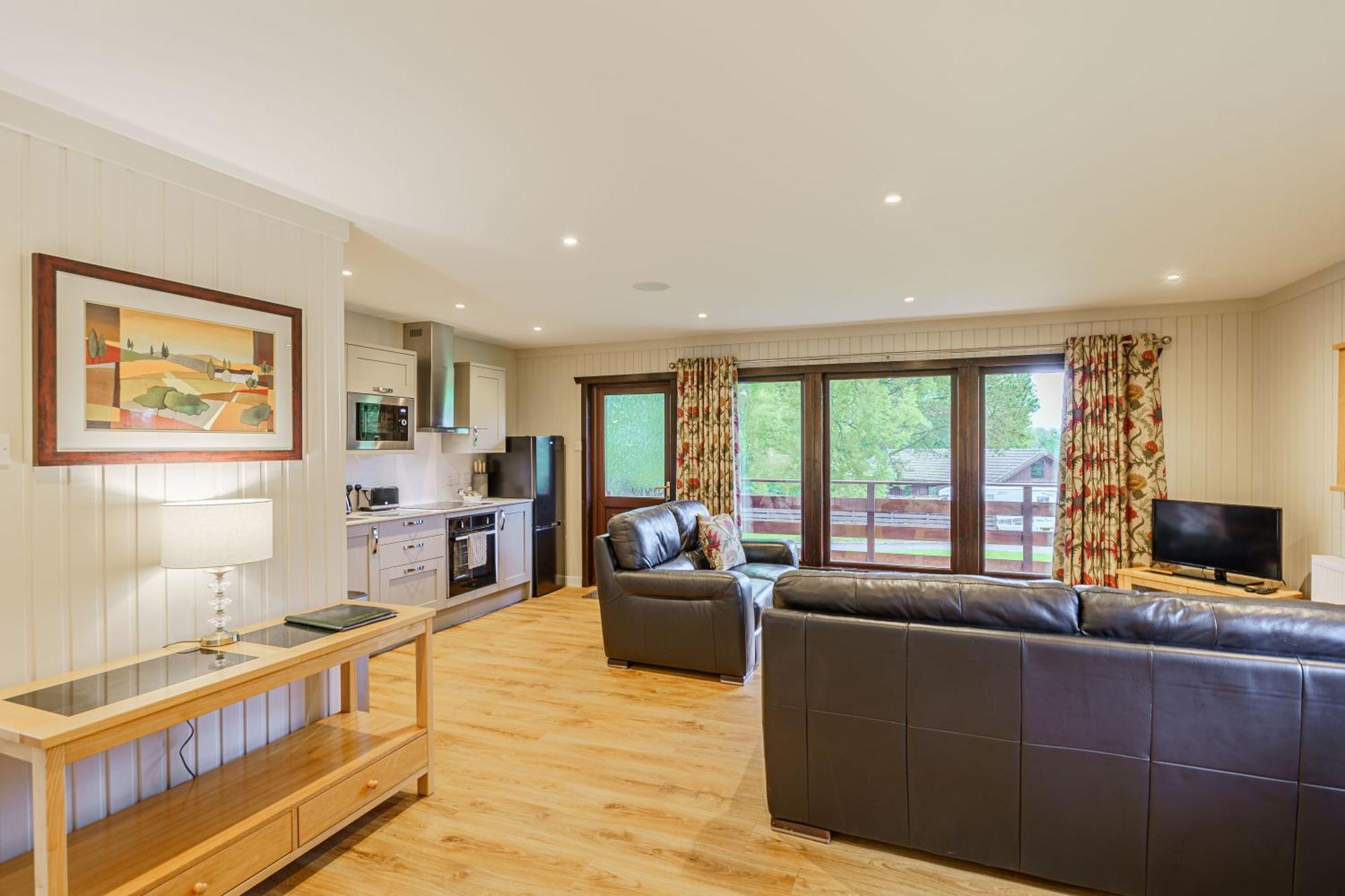 Bluebell Lodge 4 With Hot Tub Newton Stewart Bagian luar foto