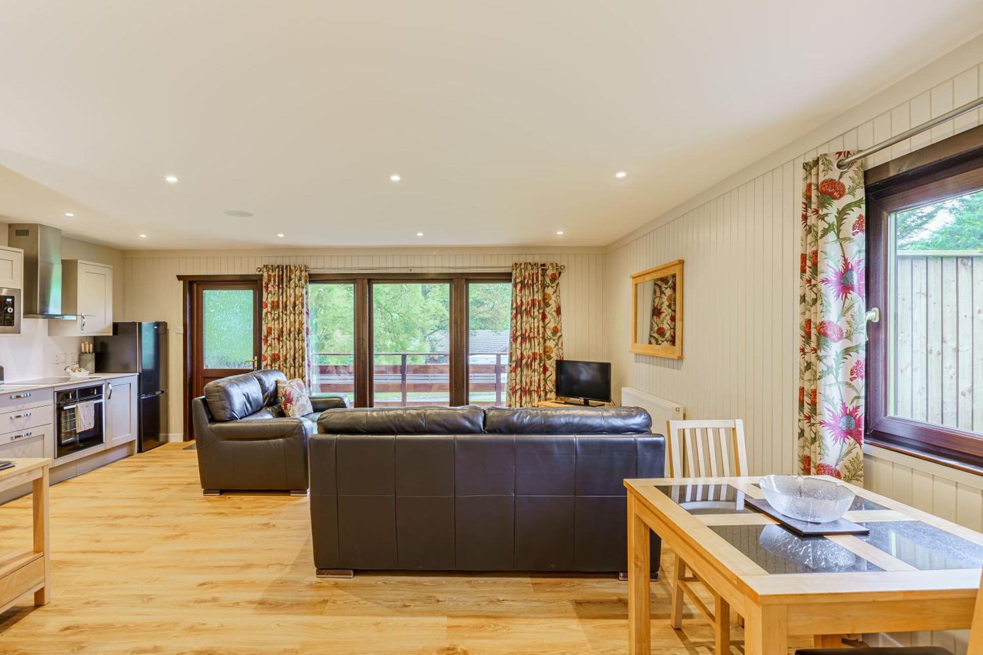 Bluebell Lodge 4 With Hot Tub Newton Stewart Bagian luar foto
